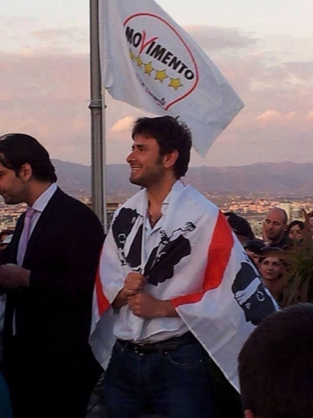 Alessandro Di Battista - Foto da pagina facebook M5S